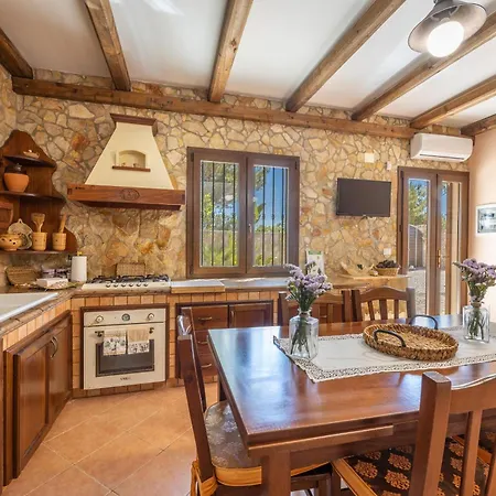 ヴィラ Arianna Pizzo